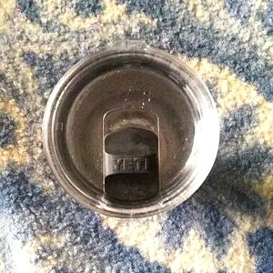 YETI Original Rambler Tumbler Stainless Steel 30 oz Cup with Lid